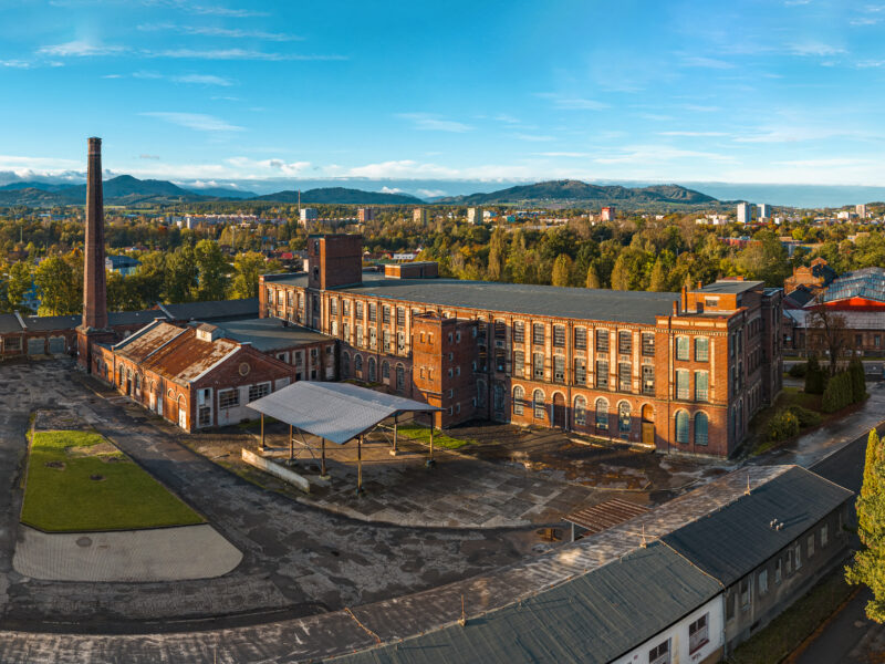 Industriál v náručí Beskyd