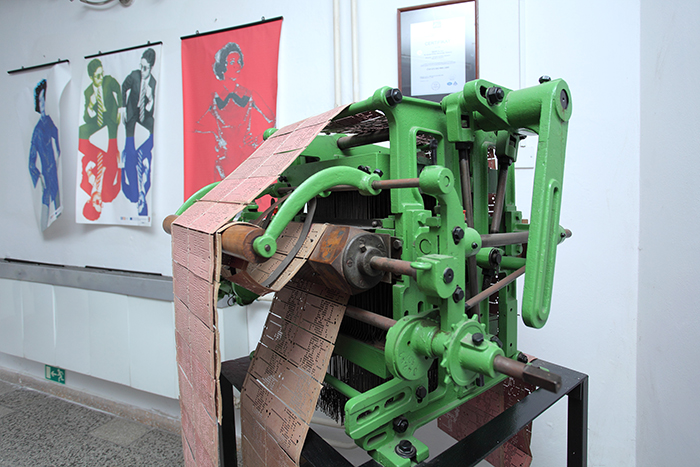 Hedva Český Brokát